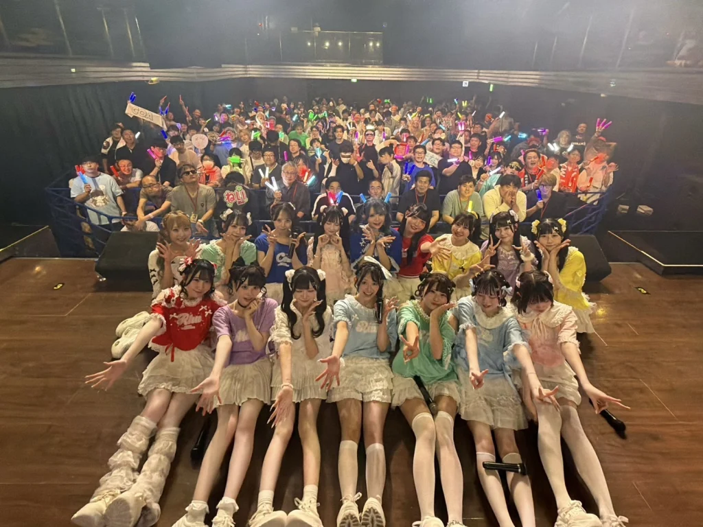4th Anniversary LIVEの集合写真